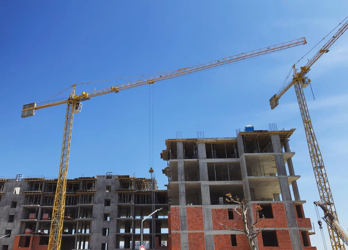 Budownictwo mieszkaniowe kontra komercyjne